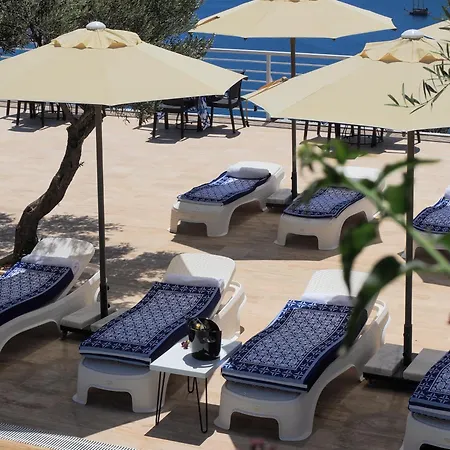 ホテル Oliva Mare 3*